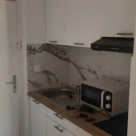 Apartment Cyprien